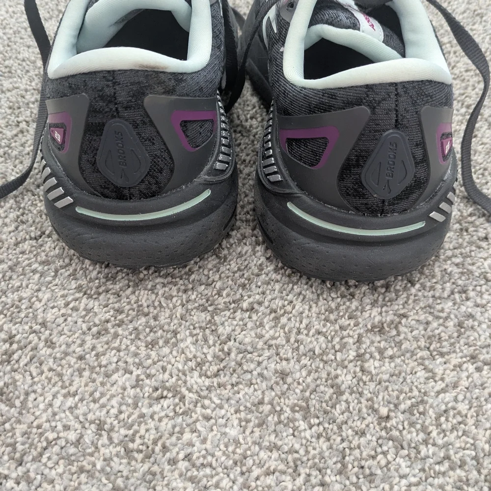 Brooks Adrenaline Gts 23 Women's Athletic Sneakers Shoes Tennis Shoes Size 6.5 - Picture 2 of 7